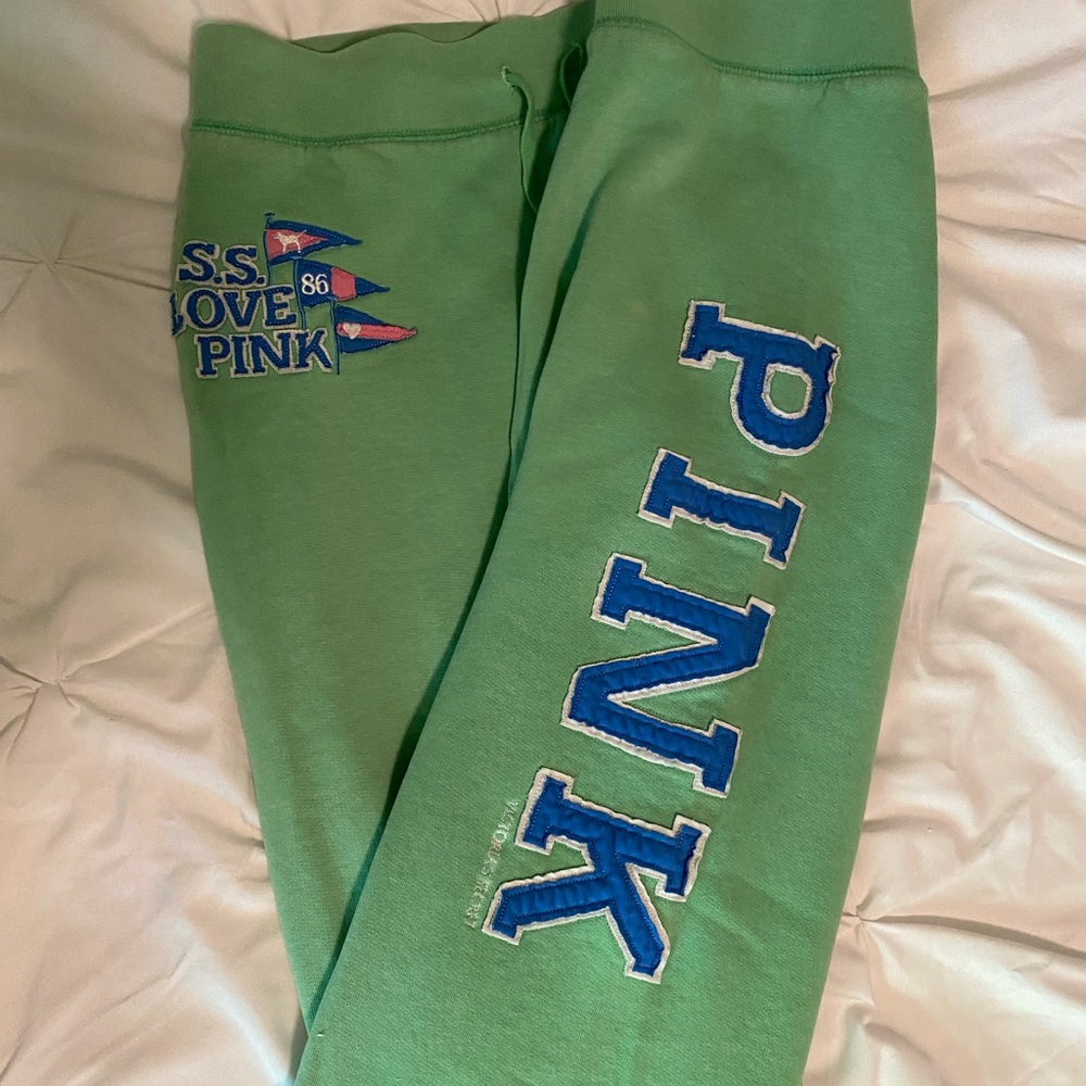 VS PINK SWEATPANTS size M